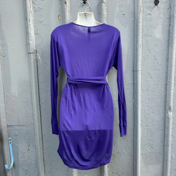 Community T  Shirt Dress, size Small - Picture 3 of 8